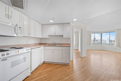 ONE KALAKAUA SENIOR LIVING - Fee Simple- On High floor, large 2