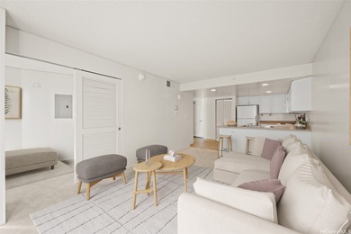 NEW LISTING! NEW CARPET! NEW PAINT! CLOSE TO ELEVATORS! Great