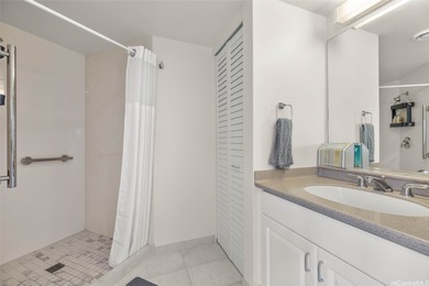 ONE KALAKAUA SENIOR LIVING - Experience premier 55+ living in