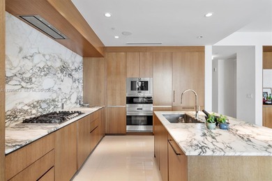 Welcome to Echo Aventura, a premier waterfront residence