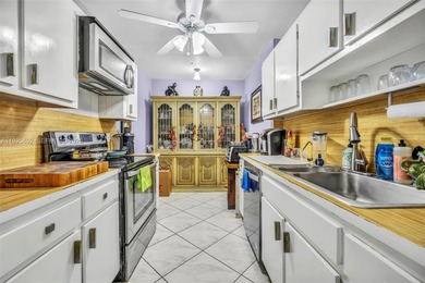 Calm and comfortable lifestyle in this updated 1 bedroom, 1 bath