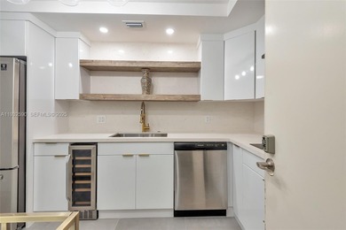 Beautifully renovated, fully furnished, ocean front short term