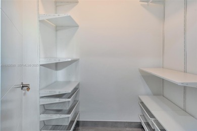 Beautifully renovated, fully furnished, ocean front short term