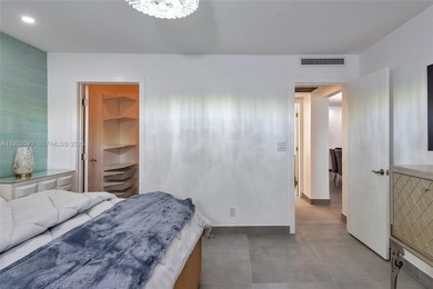 Beautifully renovated, fully furnished, ocean front short term