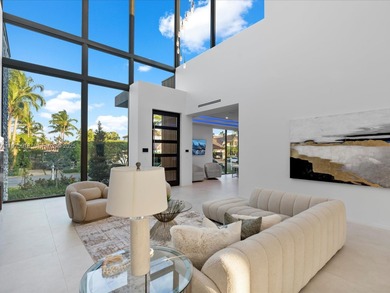 Set on the most coveted isle in Las Olas, this newly constructed
