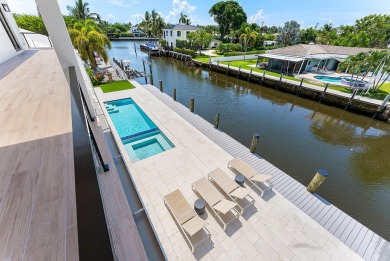 Welcome to 101 feet of direct waterfront on a private road in
