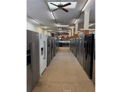 Exceptional Investment / Owner-User Opportunity in the Heart of