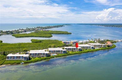 Unwind with SPECTACULAR VIEWS of Lemon Bay and the Intracoastal