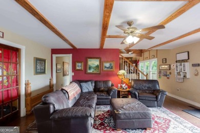 Welcome home to farmhouse/mountain cabin living with million