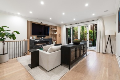 Exceptional Lincoln Park Residence - Lives Like a Single-Family