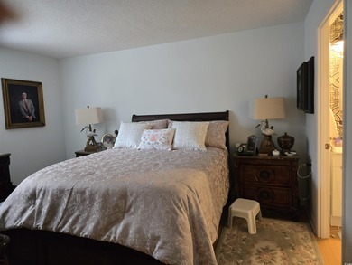 Enjoy the Good Life in your Covenant Towers Home!  From this