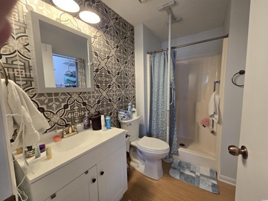 Enjoy the Good Life in your Covenant Towers Home!  From this