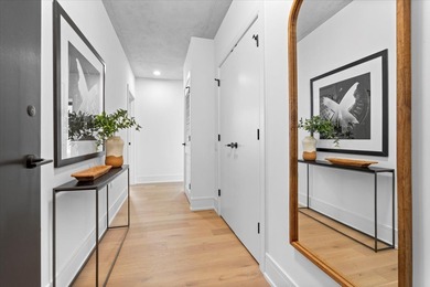 Stunning city and river views! Experience sophisticated urban