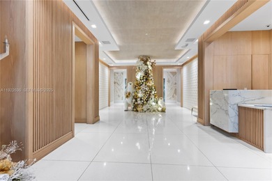 An exceptional flow-through residence at Palazzo Della Luna