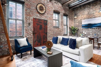 One-of-a-kind 2 bed, 2 bath loft in the historic Rhodes Carroll
