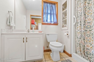 91+/- Acres - Active Cattle Farm - Greenwood, FL. Welcome to a