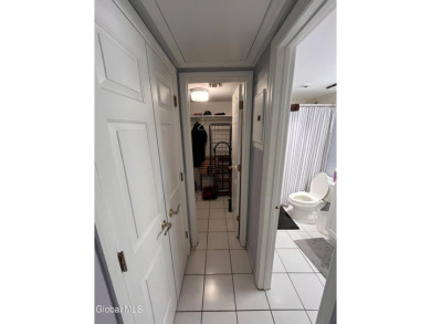 Discover the perfect blend of convenience and comfort with this