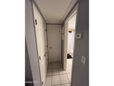 Discover the perfect blend of convenience and comfort with this