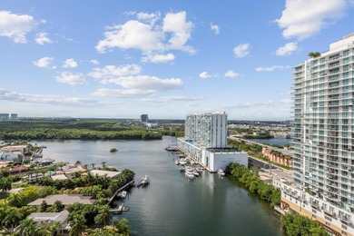 Amazing unit with open balcony and magnificent panoramic views