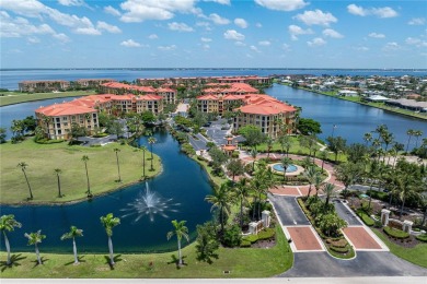TOP-FLOOR WATERFRONT LUXURY W/PRIVATE ELEVATOR & BREATHTAKING