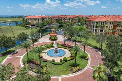 TOP-FLOOR WATERFRONT LUXURY W/PRIVATE ELEVATOR & BREATHTAKING