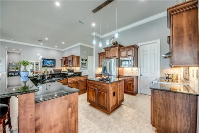 ELEGANT PENTHOUSE - The 3,497 sq ft south facing Beach Bay