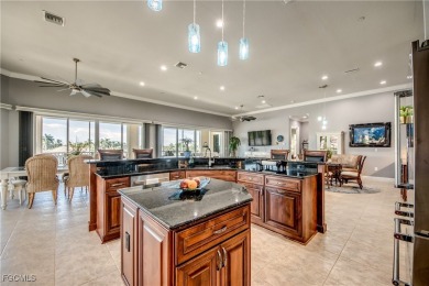 ELEGANT PENTHOUSE - The 3,497 sq ft south facing Beach Bay