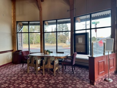 This is a 4-plex, stadium seated, theatre of approx 10,700 sf