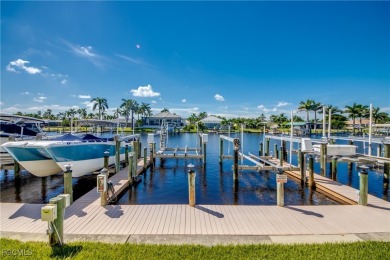 ELEGANT PENTHOUSE - The 3,497 sq ft south facing Beach Bay