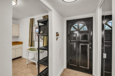 Motivated seller--bring all offers! This well-maintained 2-bed