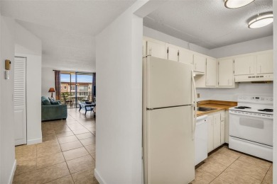 Motivated seller--bring all offers! This well-maintained 2-bed
