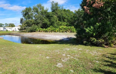 Located on a quiet cul-de-sac, this refreshed and remodeled home