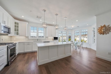 Sought-After Dorchester Suite with a Grand, Premium Location!