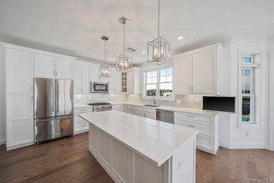 Sought-After Dorchester Suite with a Grand, Premium Location!