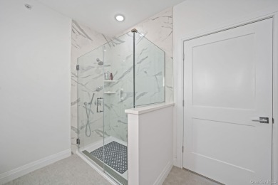 Sought-After Dorchester Suite with a Grand, Premium Location!