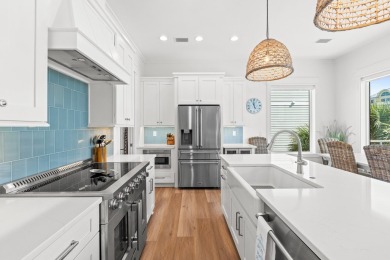 1ST TIER / X FLOOD ZONE / 3BR/3.5BA home in San Dunes