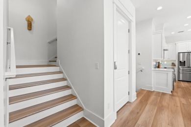 1ST TIER / X FLOOD ZONE / 3BR/3.5BA home in San Dunes