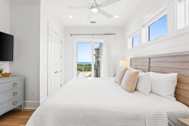 1ST TIER / X FLOOD ZONE / 3BR/3.5BA home in San Dunes