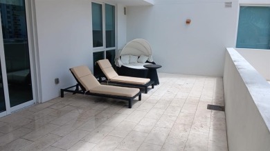 The coolest,  most unique  unit  in the  entire Tiffany House !!