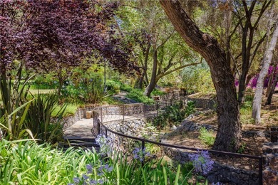 Newly listed Modern Serenity in the De Luz Hills

Welcome to