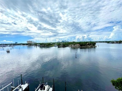 Unobstructed views of the Intracoastal & Middle River highlight