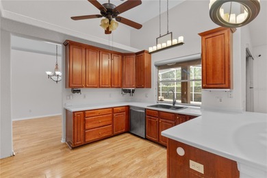 **MOTIVATED SELLER** Welcome to this stunning Palisades