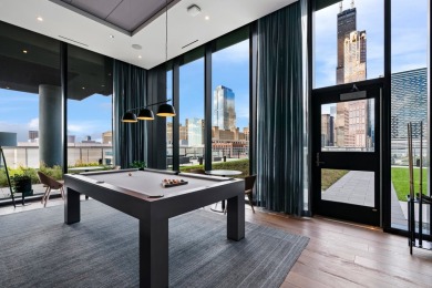 Stunning City and River Views - Experience sophisticated urban