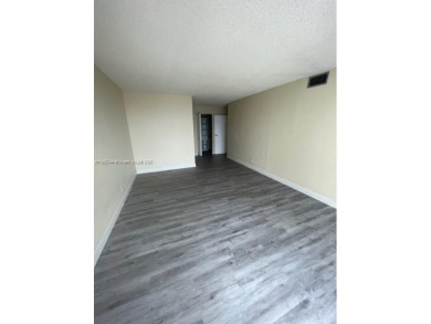 Super location of this 2 bed 1.5 bath apt. on 5 floor. 5 min