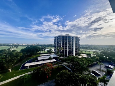 Recently updated bright corner unit in the Lands of the