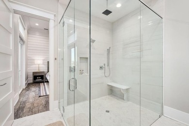 Priced to Sell! Projected gross income of $370,000. Currently