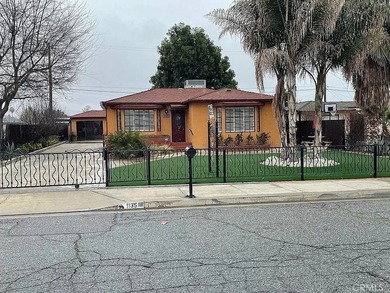 Welcome to your new home or business opportunity! This versatile