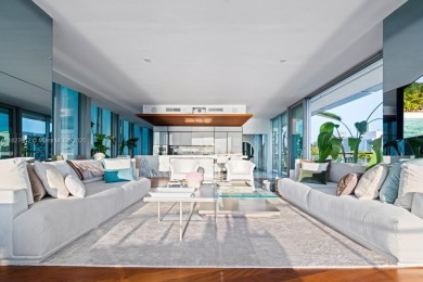 Spectacular views of Miami skyline, Biscayne Bay and Atlantic