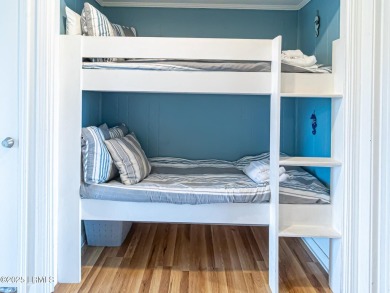 Beautiful ocean views from this updated villa. Incredible