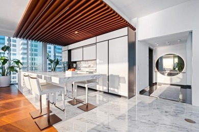 Spectacular views of Miami skyline, Biscayne Bay and Atlantic